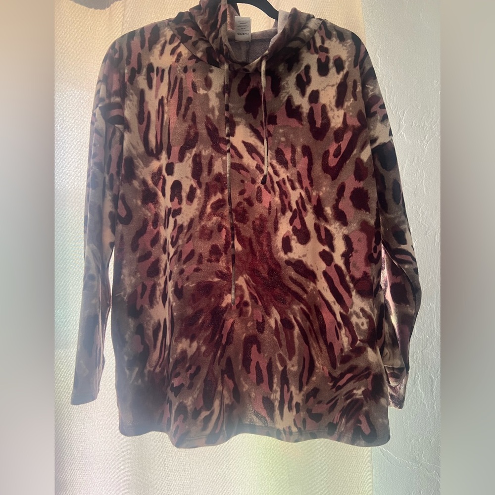 Animal Print Long Sleeve Hooded Top